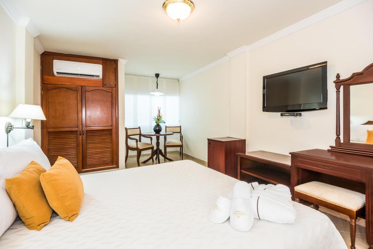 בארנקווילה Hotel Majestic מראה חיצוני תמונה