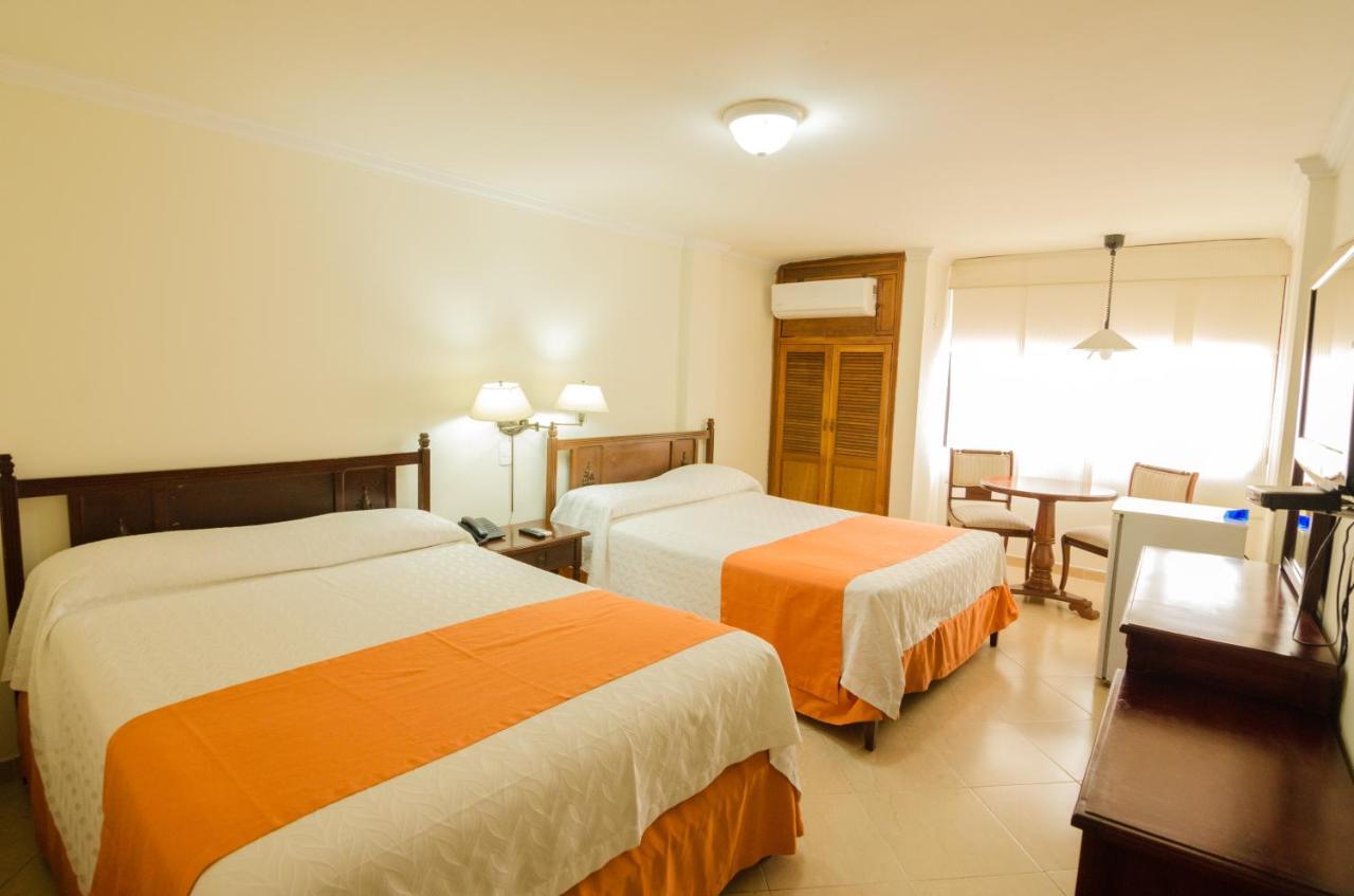בארנקווילה Hotel Majestic מראה חיצוני תמונה