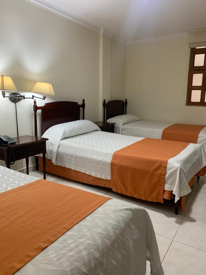 בארנקווילה Hotel Majestic מראה חיצוני תמונה