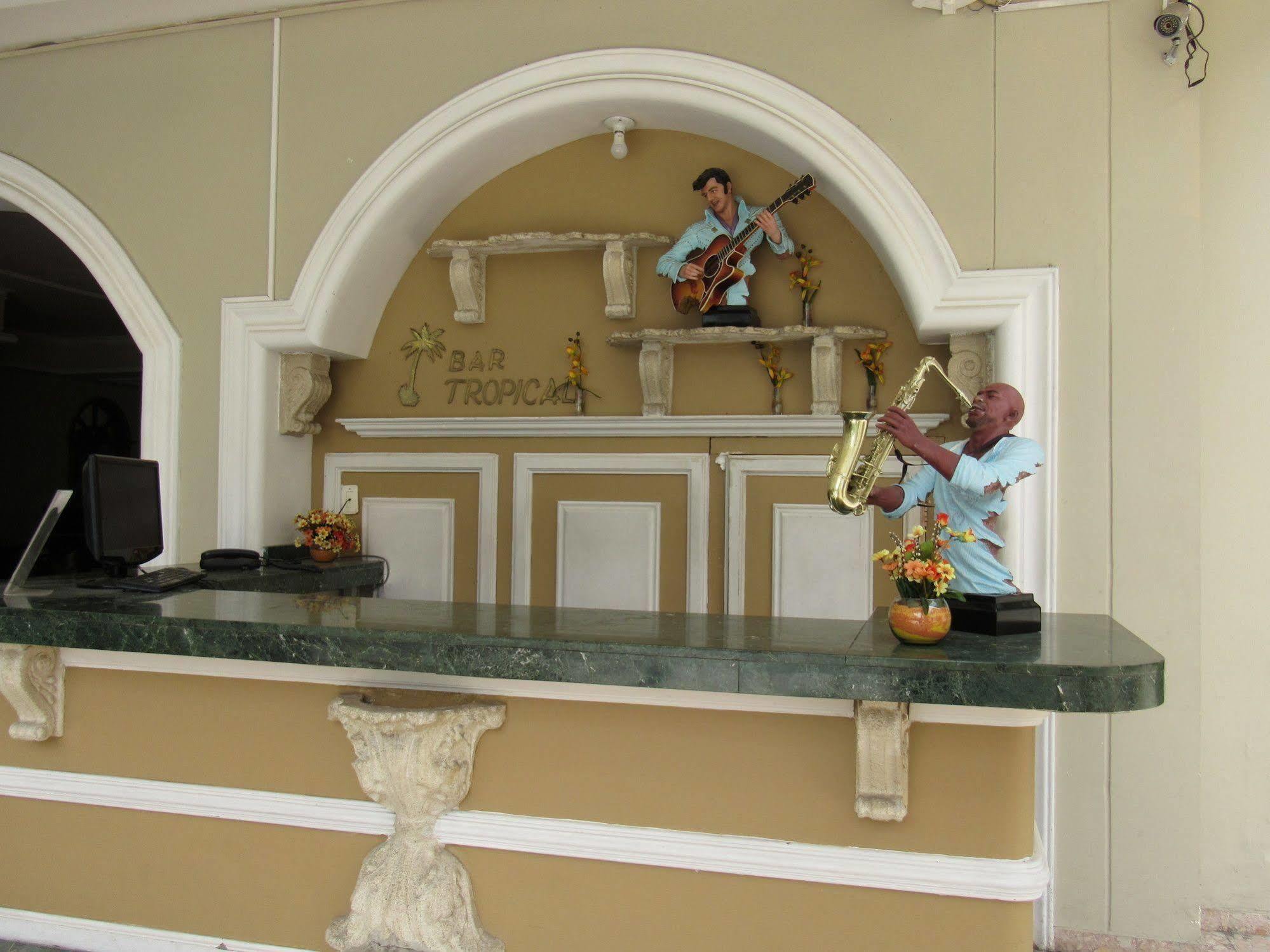 בארנקווילה Hotel Majestic מראה חיצוני תמונה